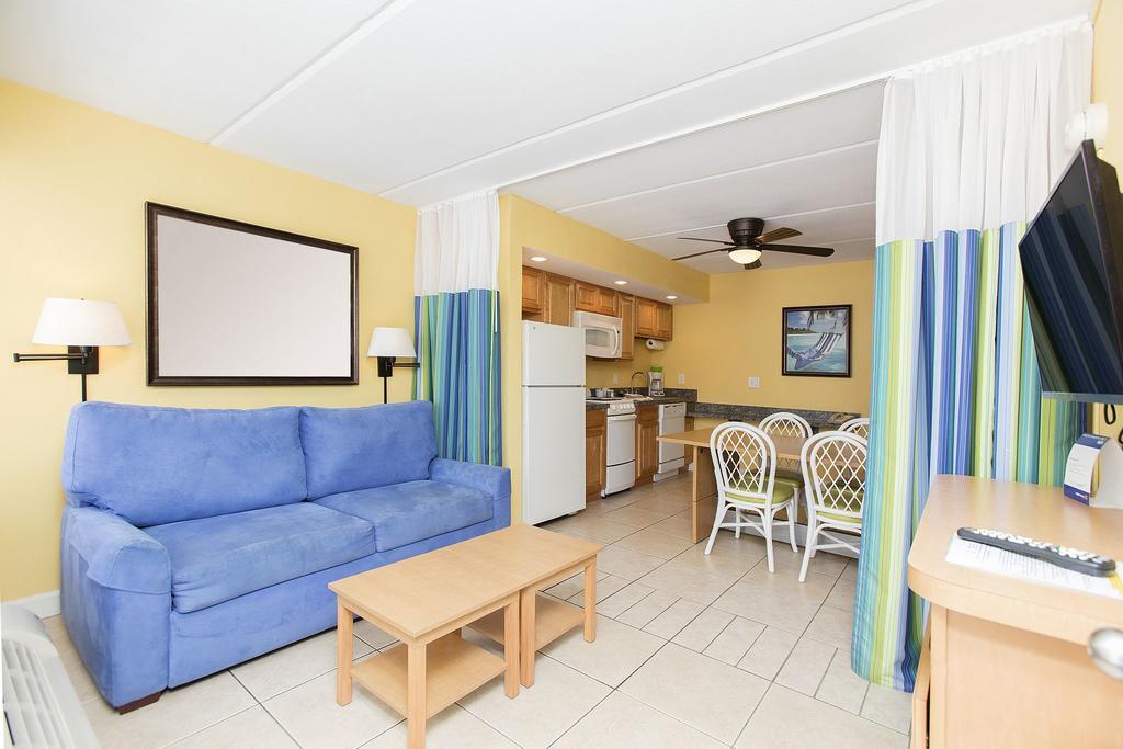 Fantasy Island - Daytona Beach Shores Aparthotel Exteriör bild